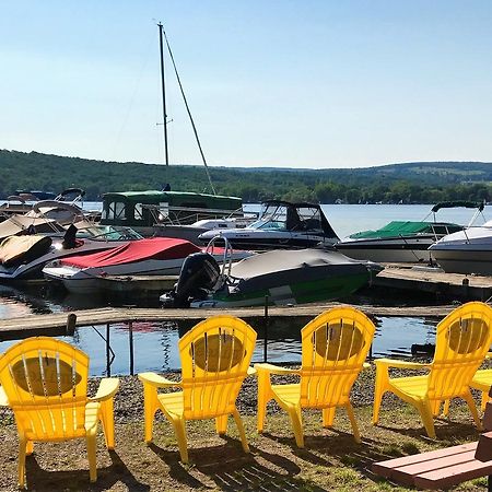 Beachcomber Inn Conesus 외부 사진