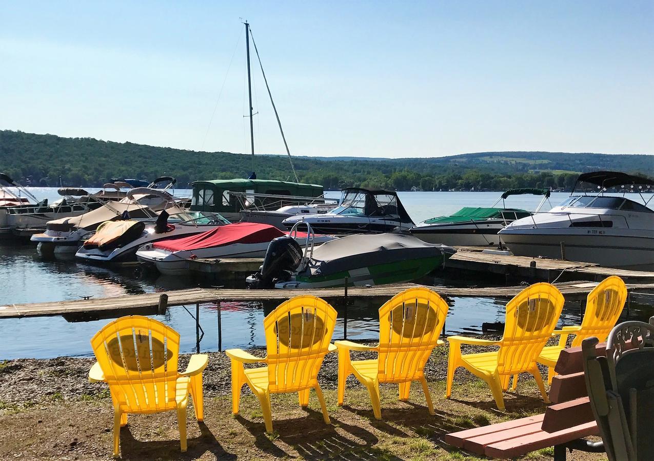 Beachcomber Inn Conesus 외부 사진
